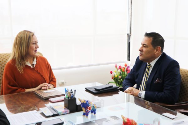 El Director General del CAEN sostiene una importante reunión con la Alcaldesa Distrital de Barranco